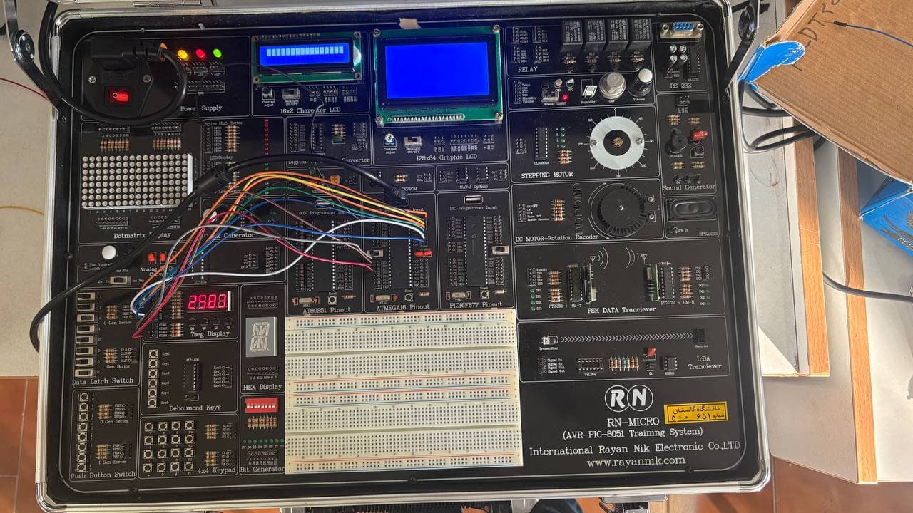 تصویر AVR programming
